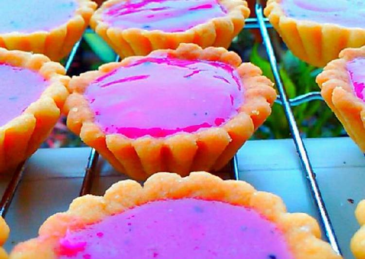 Resep Pitaya puding pie oleh Princess Panjaitan Tina - Cookpad