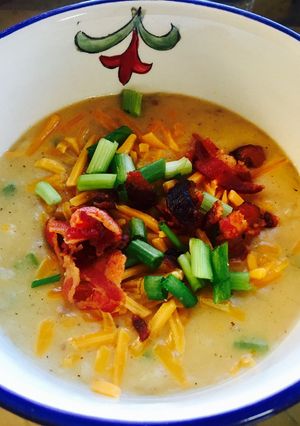 A picture of Loaded Baked Potato Soup.