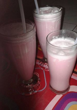 Foto resep Es kelapa muda vs poP ice doger ala mami rafa