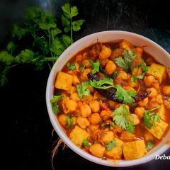 Paneer Chickpeas Masala A picture of Paneer Chickpeas Masala.