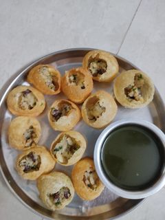 પાણીપુરી (Panipuri Recipe In Gujarati) રેસીપી મુખ્ય ફોટો