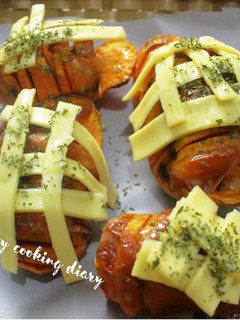 Foto resep Kreasi Ubi Jalar, Rasanya gurih, manis, kriuk dan Nagih! Hasselback Sweet Potatoes ^^