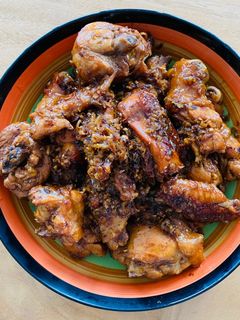 Hình của món Gà Kho Sả Ớt.
