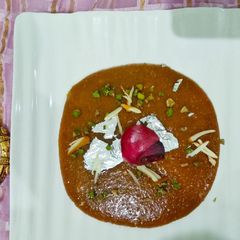 A picture of Lachko moong dal halwa.