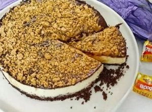 Foto de Cheesecake de Catupiry e Paçoquinha