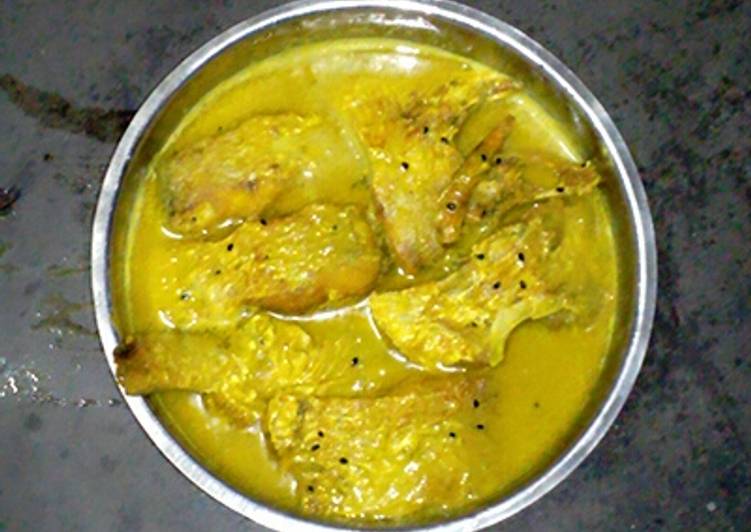 Mustard fish curry