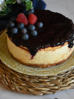 Una foto de Tarta de queso y arándanos al horno por error