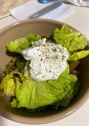 Una foto de Ensalada verde de jitomate orgánico