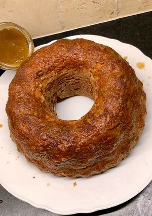 Kakaós kuglóf fügelekvárral recept fotója