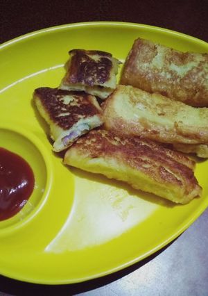 A picture of Bread roll fry.