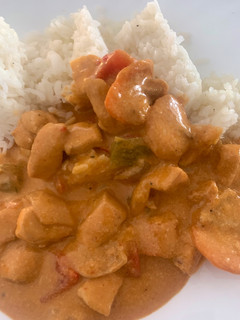 Una foto de Pollo al curry