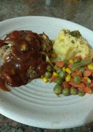 Foto resep Grilled Chicken Steak with Barbecue Sauce and Mashed Potato