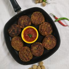 A picture of Soyabean Tikkis.
