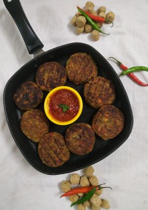 A picture of Soyabean Tikkis.