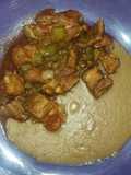 Costillitas de puerco con nopales y chile colorado