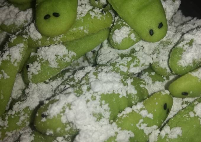 Kue ulat salju 😁