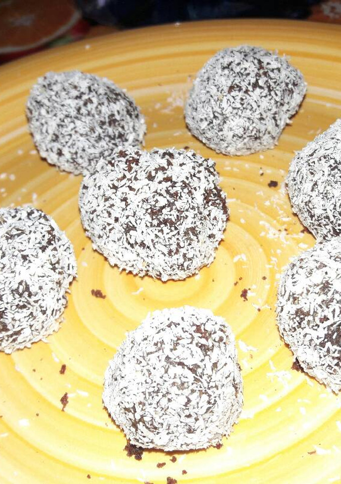 Una foto de Cake pops (bolitas de chocolate)
