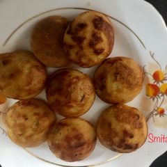 A picture of Moong Daal Appe.