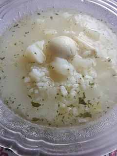 صورة لوصفة شوربه الارز بالثوم