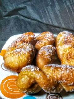 A picture of Twisties.