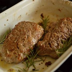 A picture of Pork fillet medallions.