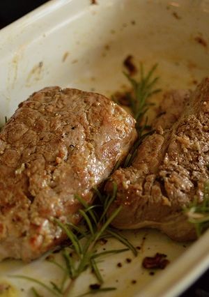 A picture of Pork fillet medallions.