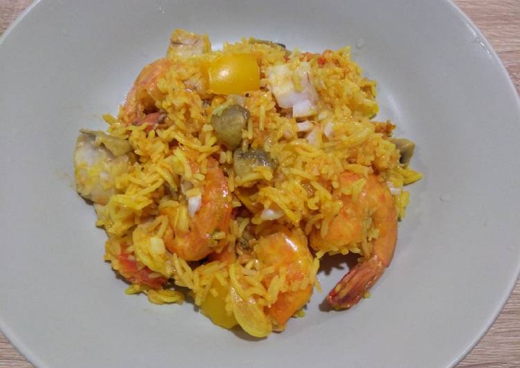 番茄海鲜饭 Paella