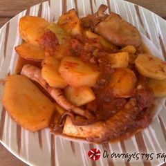 A picture of Bourdeto with octopus from Corfu.