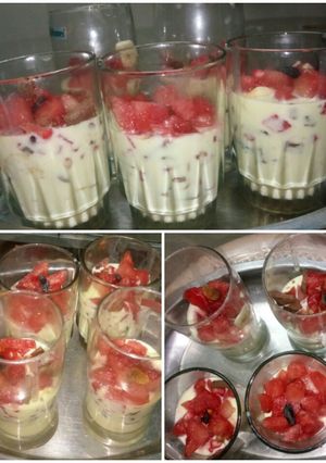 A picture of Fruit Trifle.