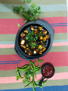 પનીર ૬૫ (Paneer 65 Recipe In Gujarati) રેસીપી મુખ્ય ફોટો