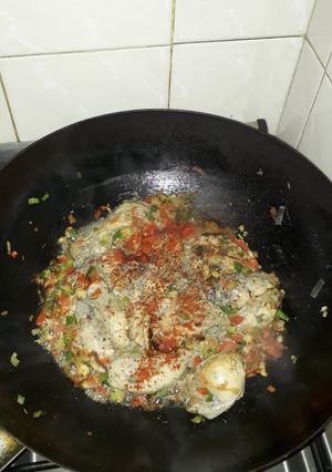 Una foto de Ostras al vino blanco y arroz graneado