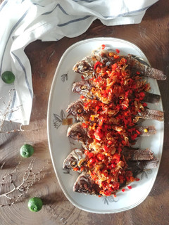 Foto resep Ikan Goreng Sambal Embe