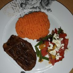 A picture of Steak peppers and sweet potato.