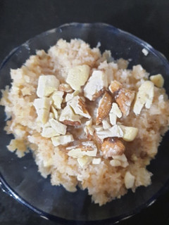 નાળિયેર નો હલવો(coconut halwa recipe in Gujarati) રેસીપી મુખ્ય ફોટો