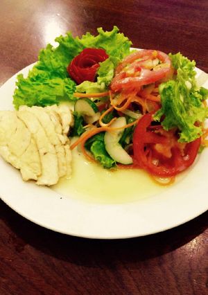 Hình của món Salat ức gà.