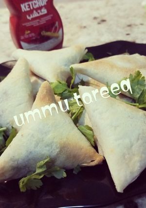 Gasassar samosa Mai Albasa ainihin hoton girkin