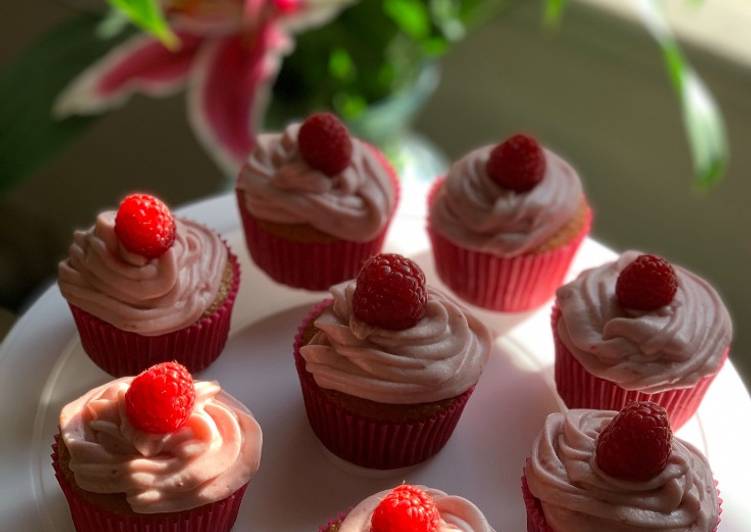 Recipe of Any-night-of-the-week Vanilla raspberry cupcakes