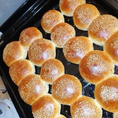 A picture of Soft Dinner Rolls.