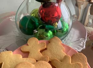 Una foto de Galletas de mantequilla navideñas 🎄