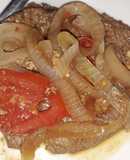 Bistec encebollado 🍽