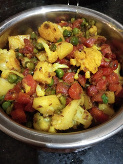 मिक्स सब्ज़ी (Mix sabzi recipe in hindi) रेसिपी मुख्य फोटो