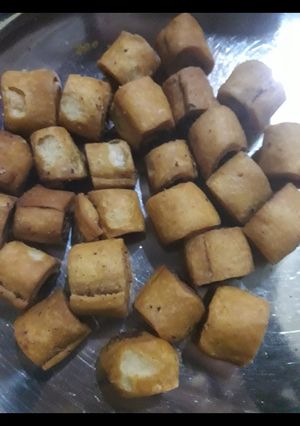 पोटैटो रोल (potato roll recipe in Hindi) रेसिपी मुख्य फोटो
