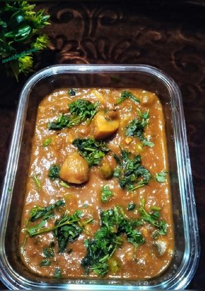 A picture of Mushroom gravy.