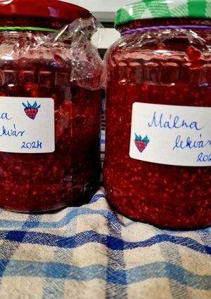 Málna lekvár- TARTÓSÍTÓSZER NÉLKÜL! recept fotója