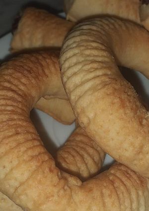 صورة لوصفة كعك النقاش بحشوة التمر