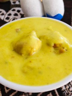 कढ़ी पकोड़ा(kadhi pakoda recipe in hindi) रेसिपी मुख्य फोटो
