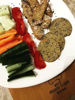 صورة لوصفة دجاج ستربس حار صحي بالشوفان 🍗🌶