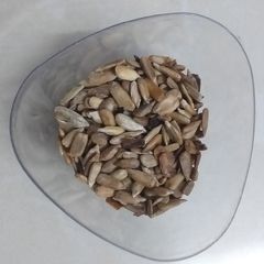 A picture of Sunflower seeds mouth freshener.