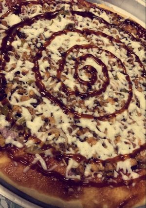 صورة لوصفة بيتزا الباربيكيو بالدجاج🍢