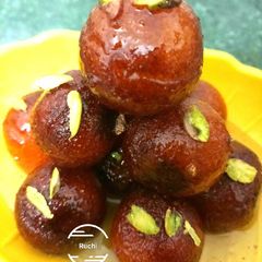 A picture of Instant gulab jamun.